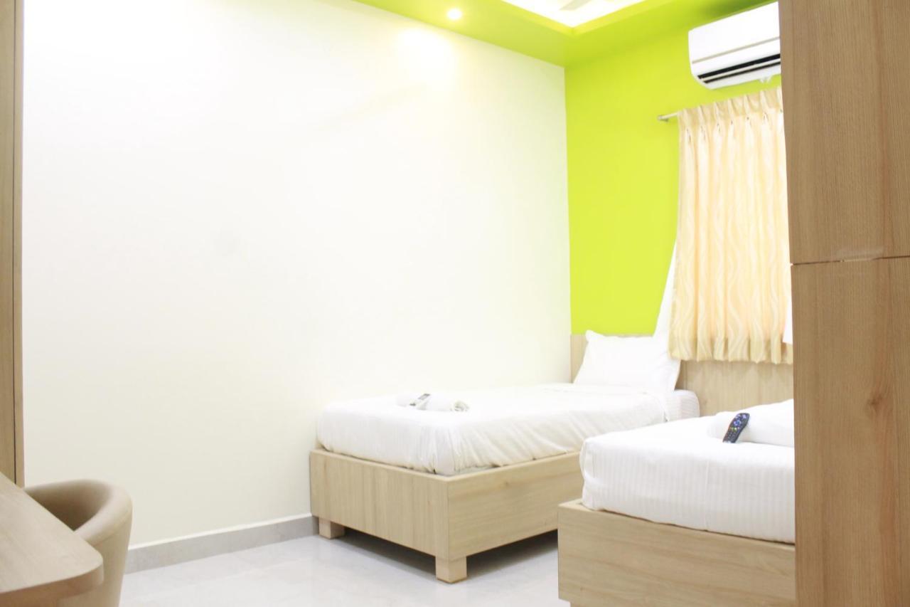 Jfive Residency Hotel Chennai Exterior photo